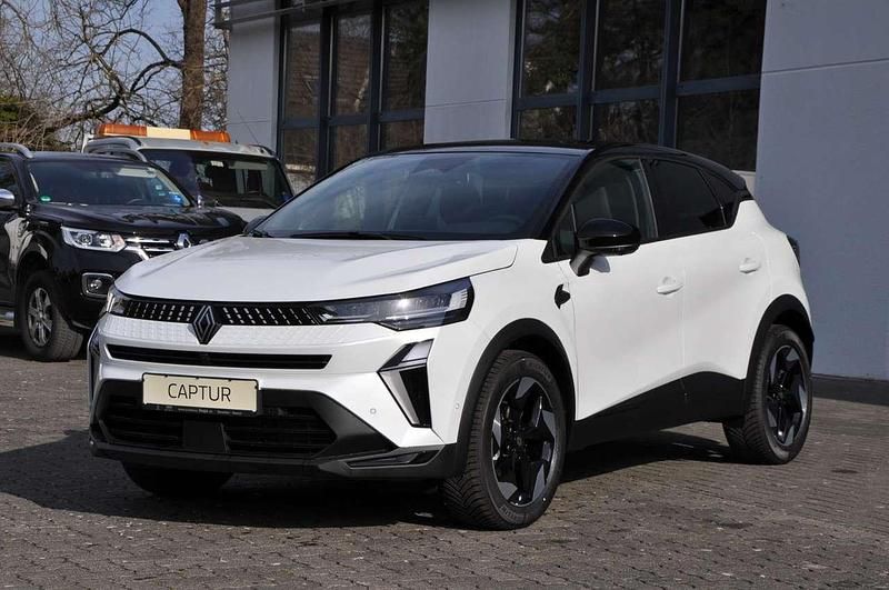 Neu Renault Captur Techno 158 PS (116 kW) 2025 Perlmuttweiß metallic, black SUV