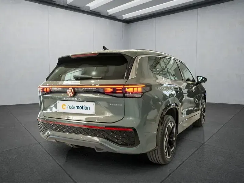 Gebraucht VW Tayron 204 PS (150 kW) 2025 Grün SUV