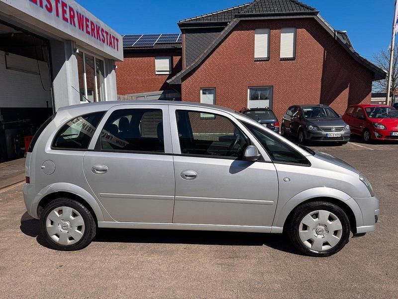 Gebraucht Opel Meriva 105 PS (77 kW) 2008 Silber Van / Kleinbus