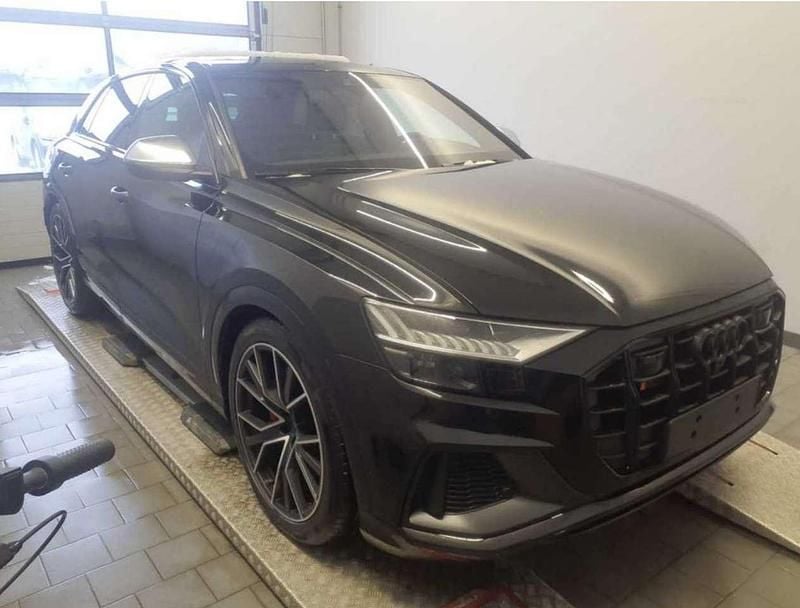 Gebraucht Audi SQ8 Ambiente 507 PS (372 kW) 2023 Mythosschwarz metallic SUV