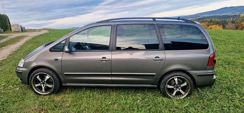 Brugt VW Sharan Highline 150 HK (110 kW) 2009 Grå MPV