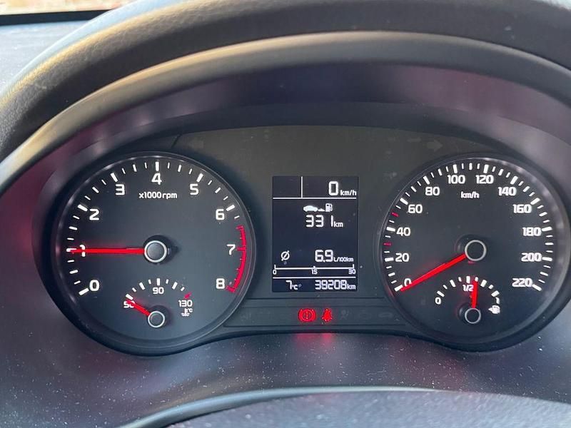 Gebraucht Kia Rio DREAM-TEAM Edition 101 PS (74 kW) 2020 Schwarz Limousine