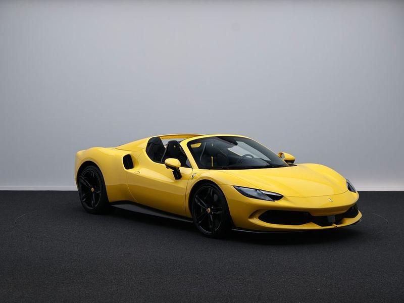 Neu Ferrari 296 829 PS (609 kW) 2025 Giallo modena Cabrio