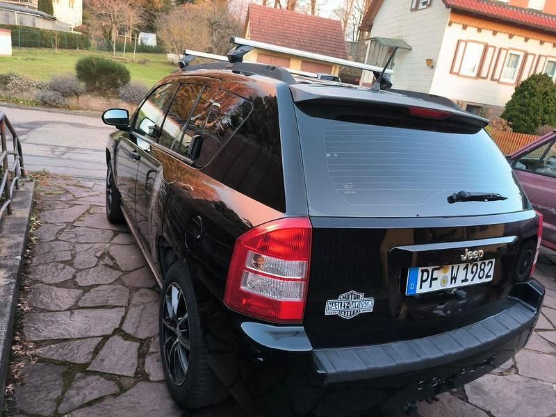 Gebraucht Jeep Compass Limited 170 PS (125 kW) 2008 Schwarz SUV