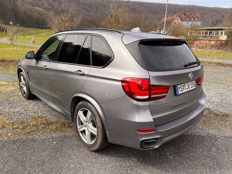 Gebraucht BMW X5 M50 Performance 381 PS (280 kW) 2017 Grau SUV