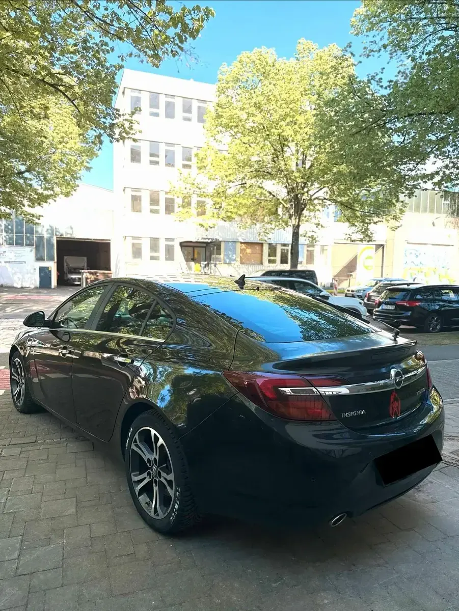 Gebraucht Opel Insignia 194 PS (142 kW) 2014 Schwarz Limousine