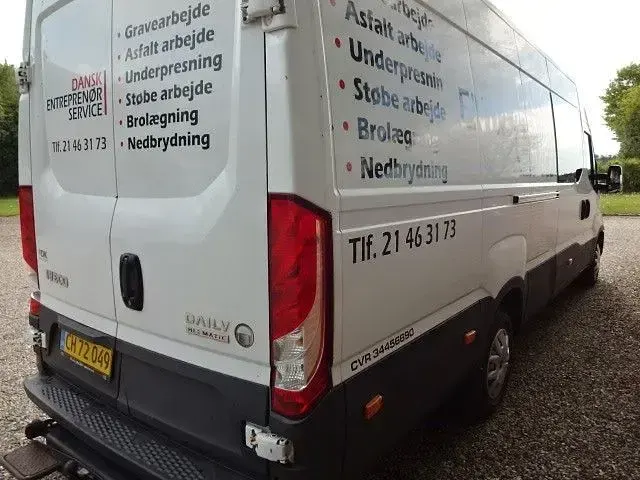 Gebraucht Iveco Daily 160 PS (117 kW) 2019 Weiß Van / Kleinbus