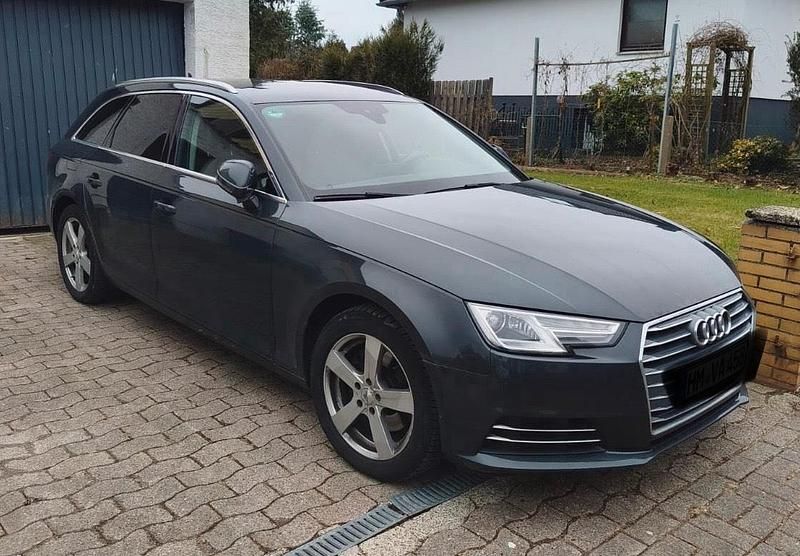 Gebraucht Audi A4 150 PS (110 kW) 2016 Schwarz Kombi