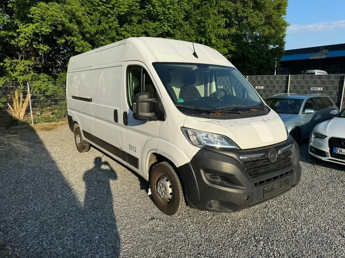 Gebraucht Opel Movano Edition 140 PS (102 kW) 2023 Weiß Van