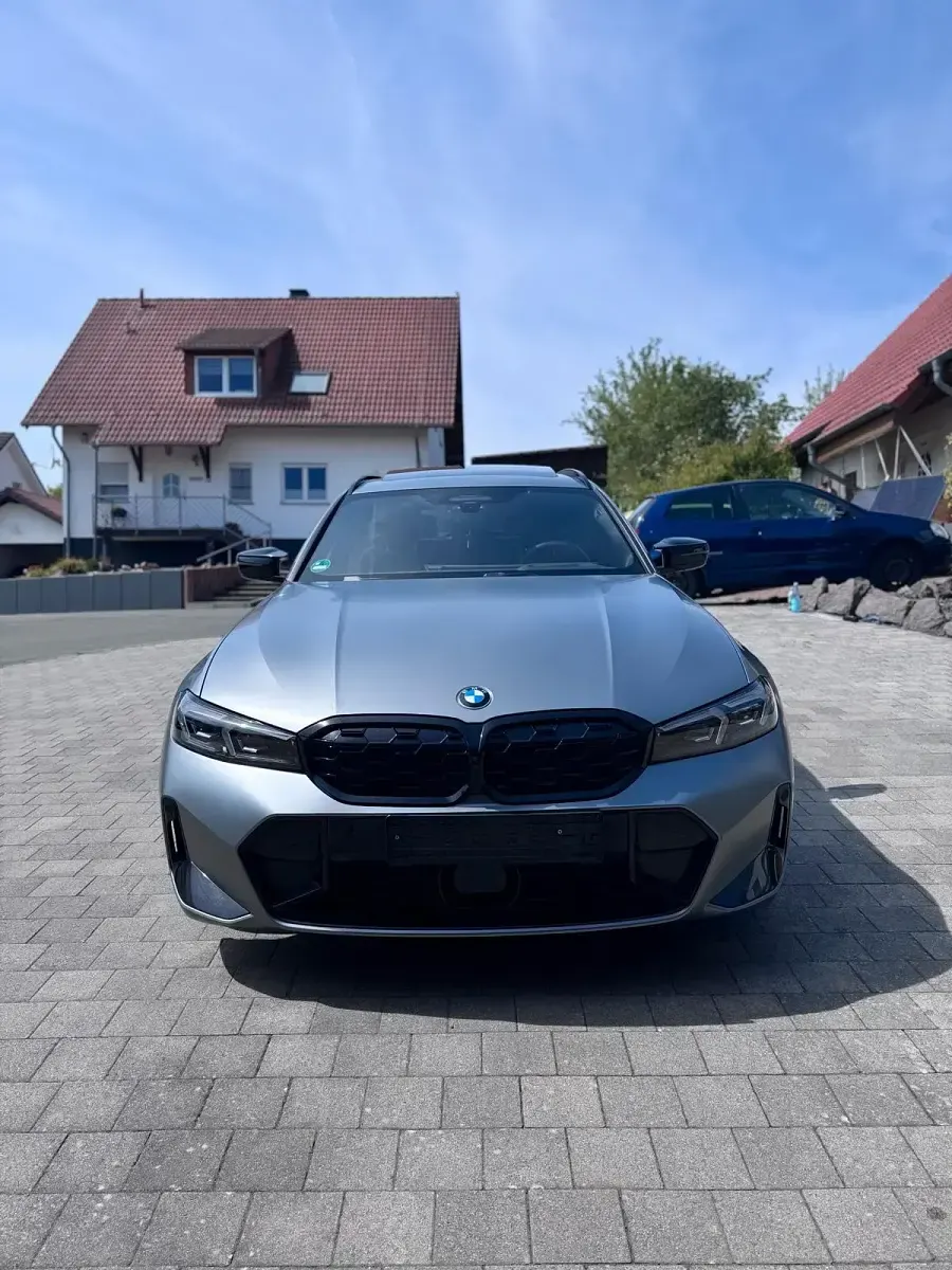 Gebraucht BMW 340 M Sport 374 PS (275 kW) 2023 Grau Kombi