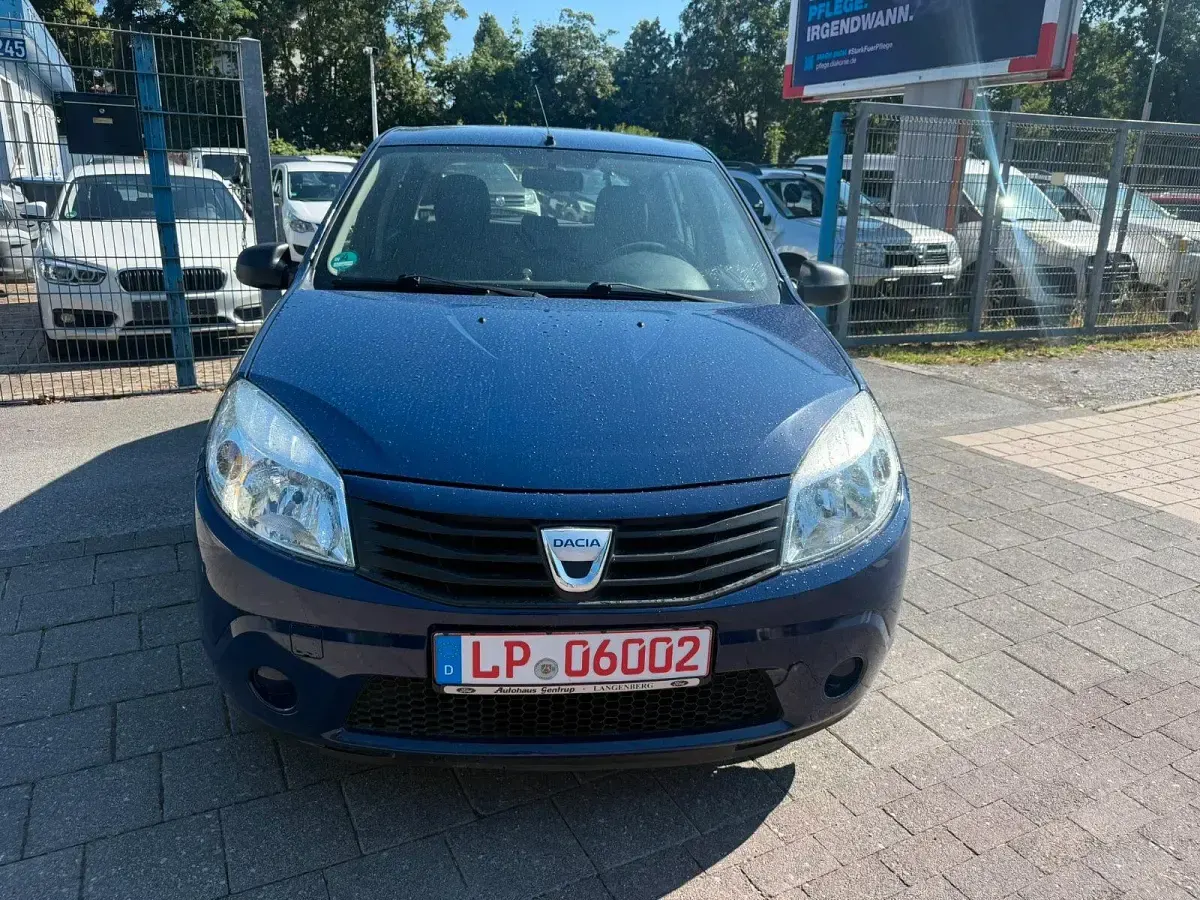 Gebraucht Dacia Sandero 75 PS (55 kW) 2009 Blau Kleinwagen