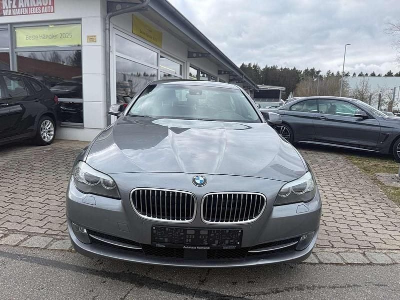 Gebraucht BMW 523 204 PS (150 kW) 2010 Spacegrau metallic Limousine