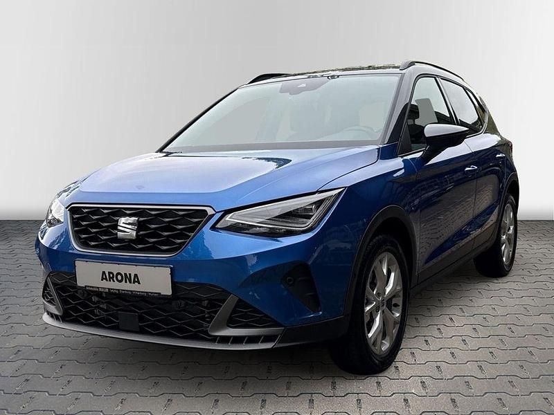 Neu Seat Arona FR 116 PS (85 kW) 2025 Blau SUV