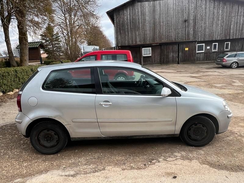 Gebraucht VW Polo Goal 80 PS (58 kW) 2006 Silber Kleinwagen