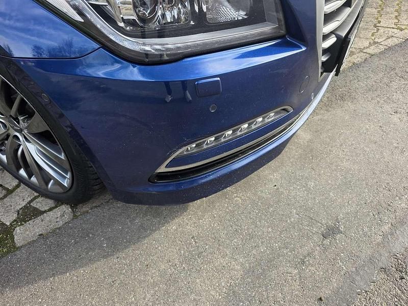 Gebraucht Hyundai Genesis 315 PS (231 kW) 2015 Blau Limousine