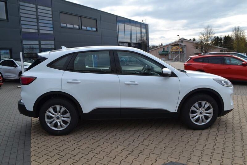 Gebraucht Ford Kuga Cool & Connect 150 PS (110 kW) 2023 Frostweiß SUV