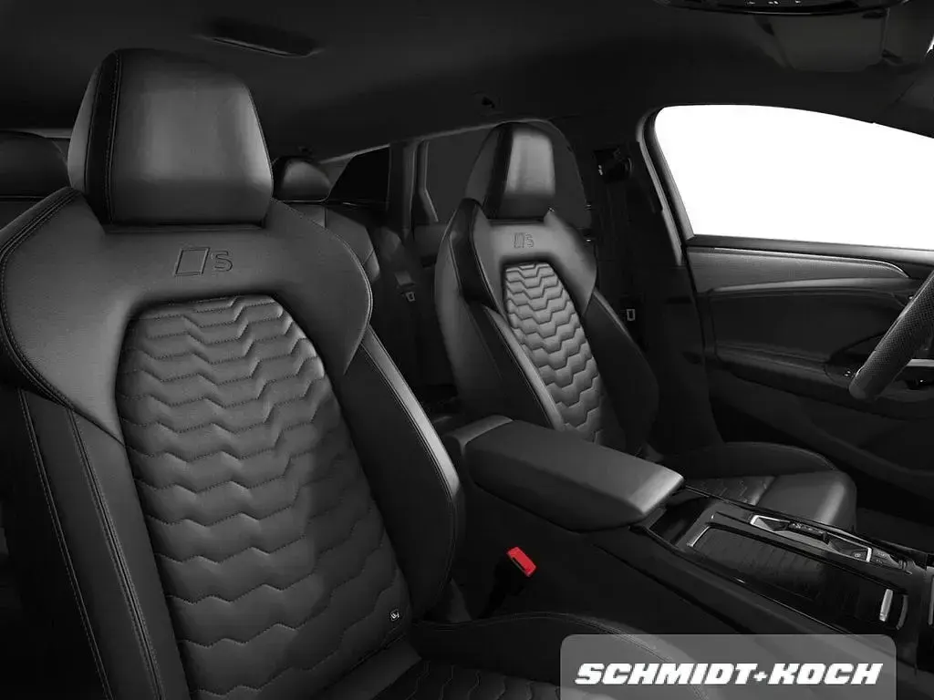 Gebraucht Audi A6 e-tron S-Line 210 kW (286 PS) 2025 Mythosschwarz metallic Kombi