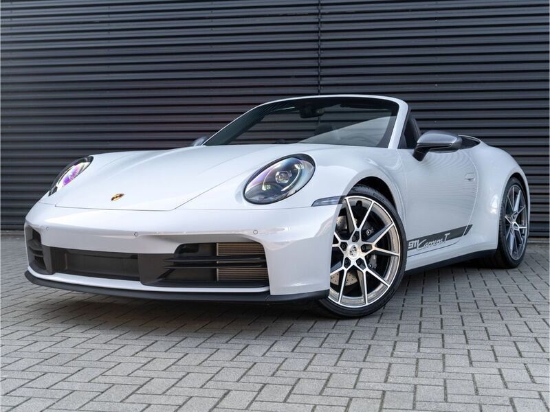 Grau Gebraucht 2025 Porsche 911 Carrera Cabriolet Cabrio | 139.900 € - Bild 1/4