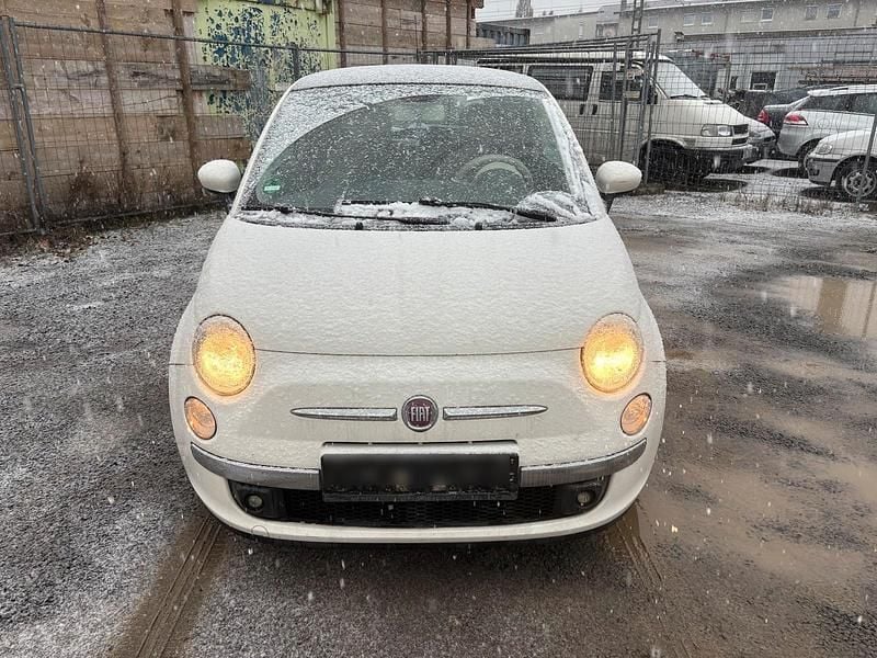 Gebraucht Fiat 500 70 PS (51 kW) 2011 Weiß Kleinwagen