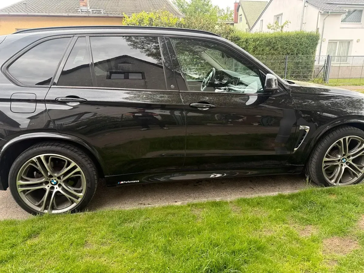Gebraucht BMW X5 M Sport 306 PS (225 kW) 2015 Schwarz SUV
