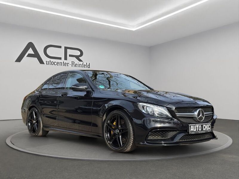 Schwarz Gebraucht 2015 Mercedes C63 AMG AMG Limousine | 35.990 € (Guter Preis) - Bild 1/4
