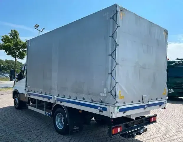 Gebraucht Iveco Daily 207 PS (152 kW) 2023 Weiss
