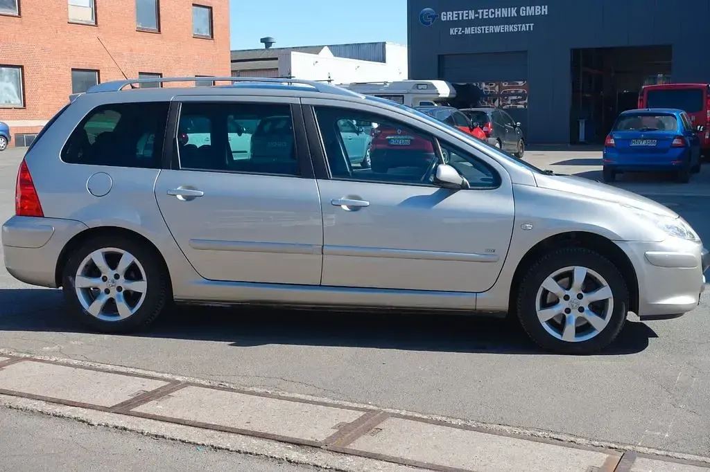 Gebraucht Peugeot 307 Premium 136 PS (100 kW) 2005 Gris cendre Limousine