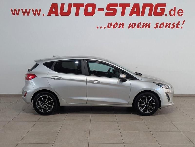 Second-hand Ford Fiesta 101 CP (74 kW) 2019 Argintiu Hatchback