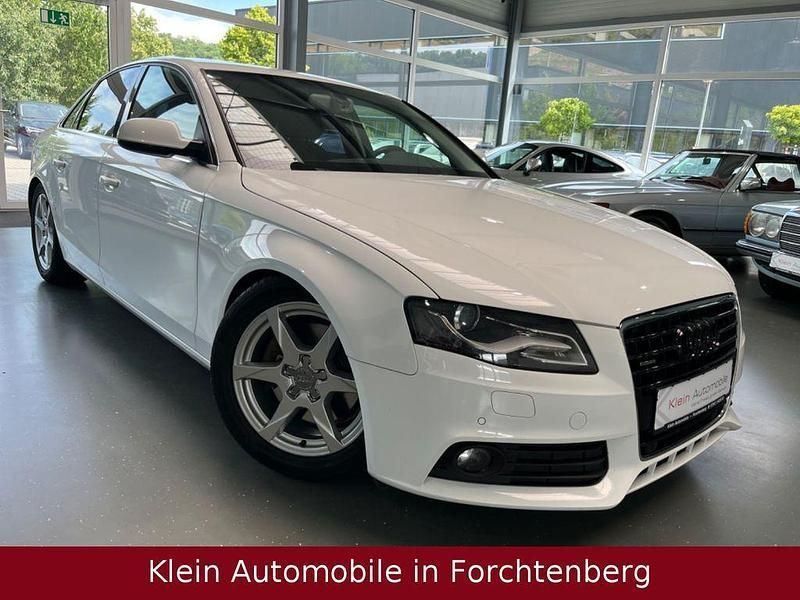 Weiß Gebraucht 2010 Audi A4 Performance Limousine | 10.990 € (Etwas zu teuer) - Bild 1/4