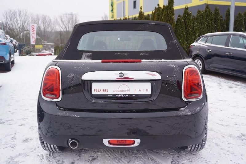 Gebraucht Mini Cooper 136 PS (100 kW) 2018 Schwarz Kleinwagen