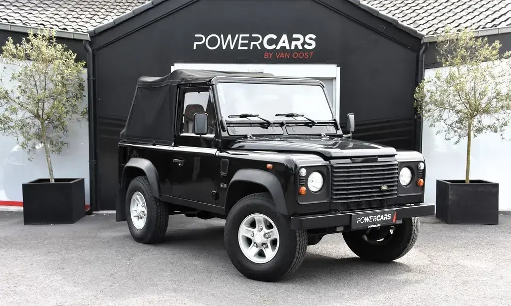 Gebraucht Land Rover Defender 122 PS (89 kW) 2006 Schwarz Cabrio