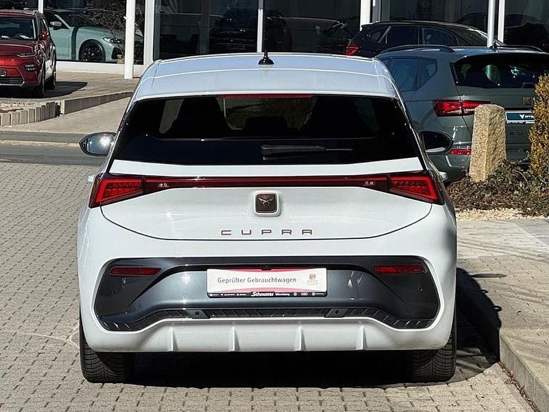 Gebraucht Cupra Born 169 kW (231 PS) 2023 Weiß Kleinwagen