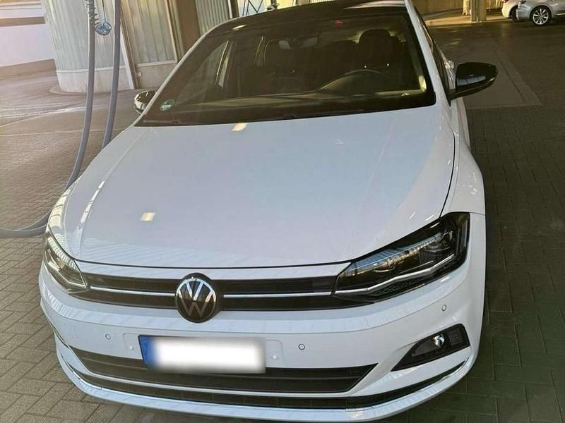 Gebraucht VW Polo Highline 95 PS (69 kW) 2021 Weiß Kleinwagen