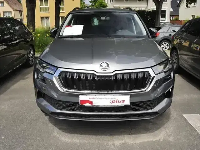 Gebraucht Skoda Karoq Selection 150 PS (110 kW) 2024 Grau SUV