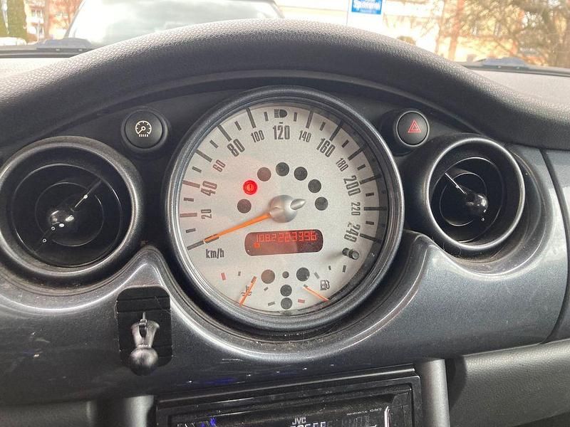 Gebraucht Mini Cooper 116 PS (85 kW) 2004 Schwarz Kleinwagen