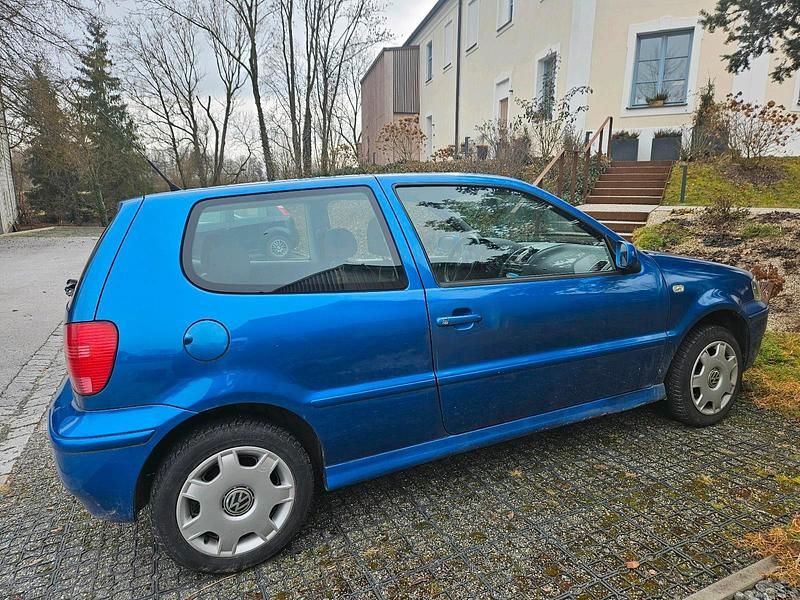 Gebraucht VW Polo Edition 60 PS (44 kW) 2001 Blau Limousine