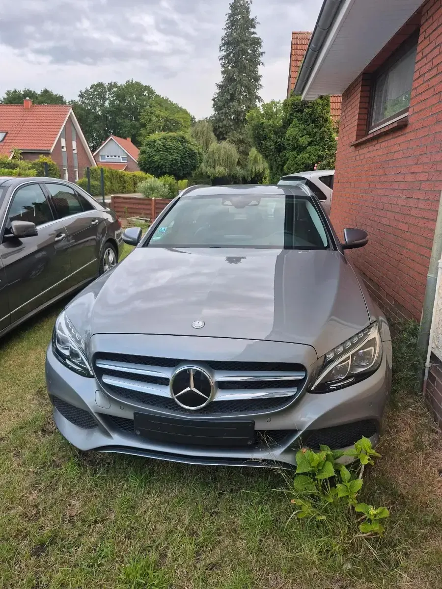 Gebraucht Mercedes C220 170 PS (125 kW) 2014 Grau Kombi
