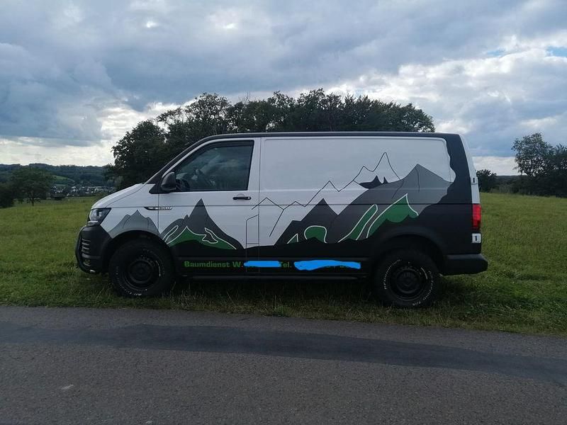 Weiß Gebraucht 2019 VW T6.1 Van | 38.900 € (Fairer Preis) - Bild 1/4