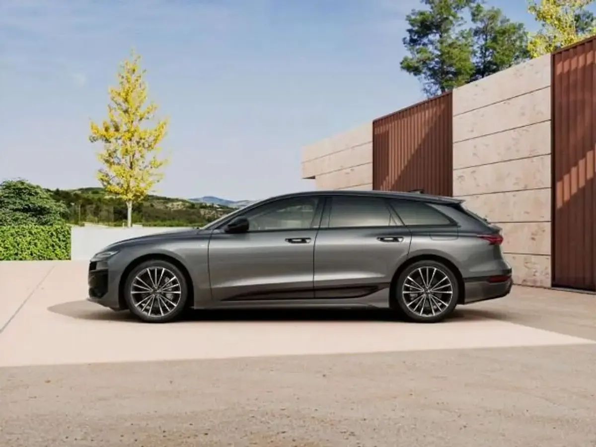 Nuova Audi A6 e-tron 314 kW (428 CV) 2026 Grigio Station wagon