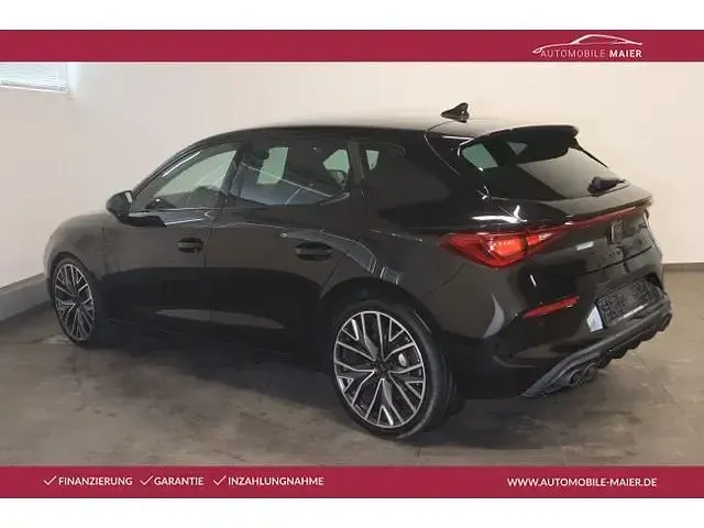 Używany Cupra Leon VZ 300 KM (220 kW) 2024 Czarny Sedan/Limuzyna