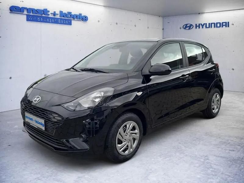 Schwarz Gebraucht 2025 Hyundai i10 Select Kleinwagen | 16.790 € (Fairer Preis) - Bild 1/4
