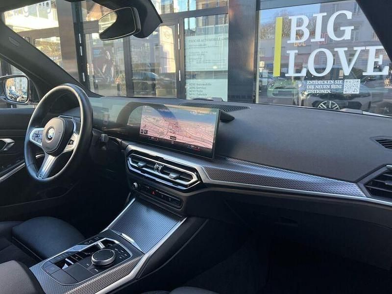 Gebraucht BMW 320 M Sport 184 PS (135 kW) 2023 Weiß Kombi