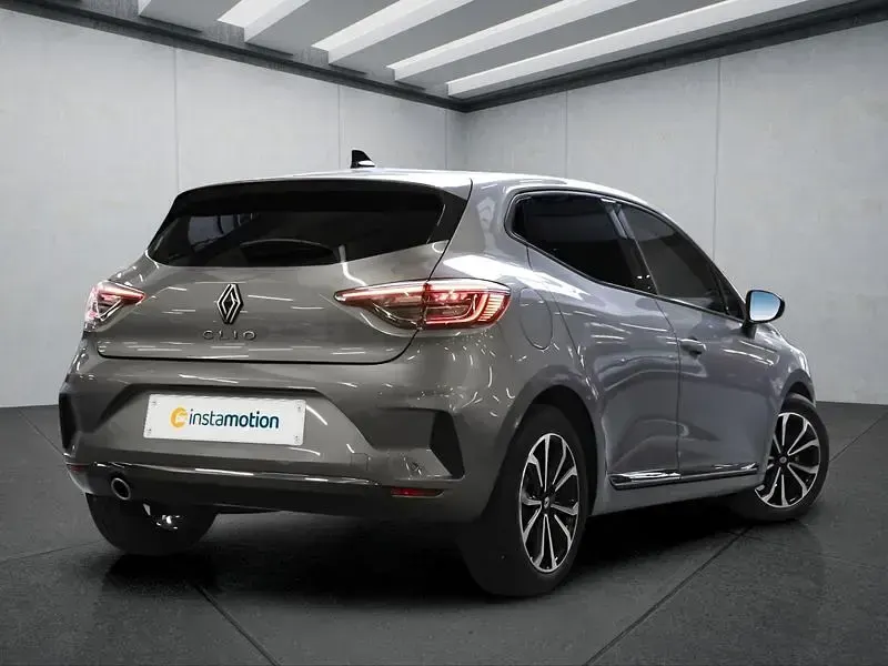 Gebraucht Renault Clio 90 PS (66 kW) 2025 Grau Kleinwagen