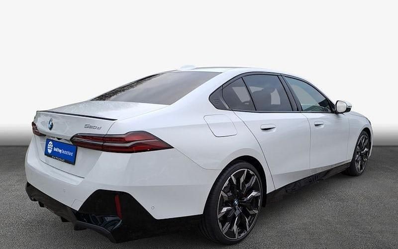 Neu BMW 520 Performance 197 PS (144 kW) 2025 Weiß Limousine