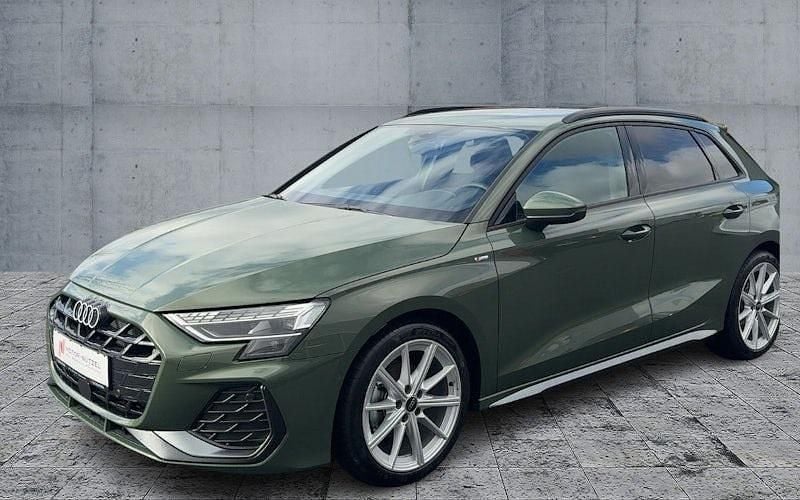 Gebraucht Audi A3 S-Line 116 PS (85 kW) 2025 Grün Limousine
