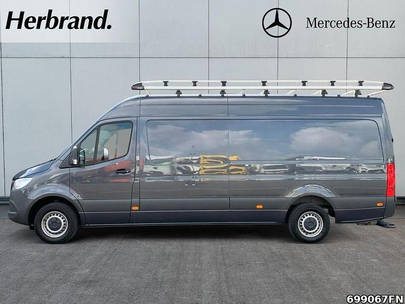 Gebraucht Mercedes Sprinter 170 PS (125 kW) 2023 Grau Van