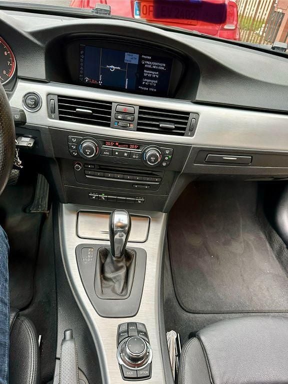 Gebraucht BMW 330 Cabriolet Performance 272 PS (200 kW) 2008 Schwarz Cabrio