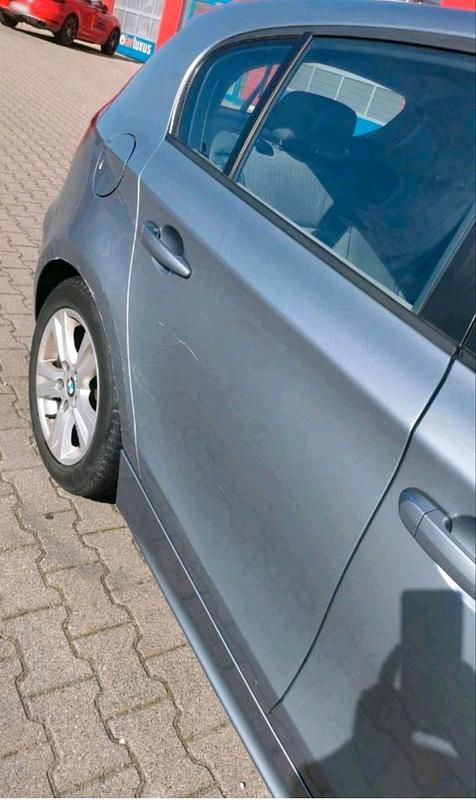 Gebraucht BMW 118 129 PS (94 kW) 2006 Grau Kleinwagen
