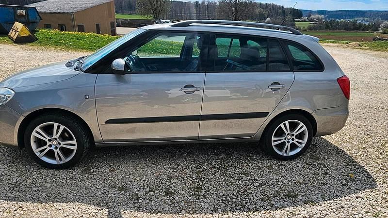 Gebraucht Skoda Fabia 80 PS (58 kW) 2008 Beige Kombi