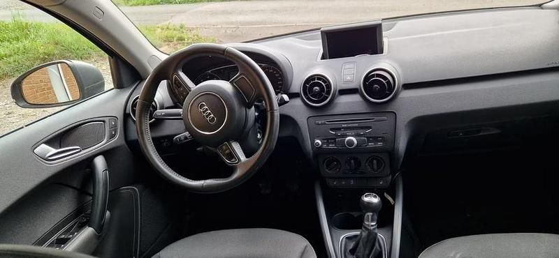 Gebraucht Audi A1 Sportback Comfort 86 PS (63 kW) 2012 Schwarz Kleinwagen